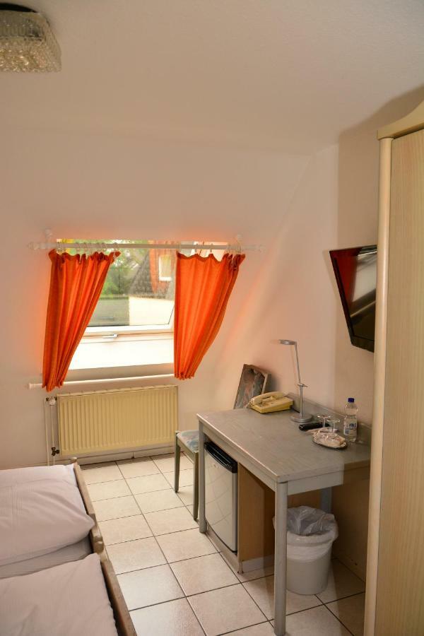 Hotel Wilhelmshoehe Essen Bagian luar foto